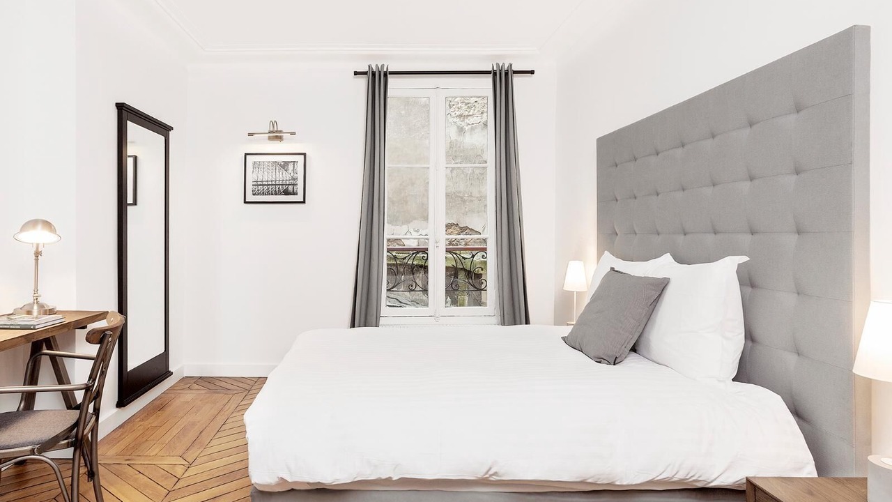 Photo of Bedroom in Quartier du Faubourg-Montmartre