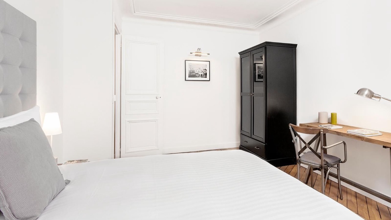 Photo of Bedroom in Quartier du Faubourg-Montmartre