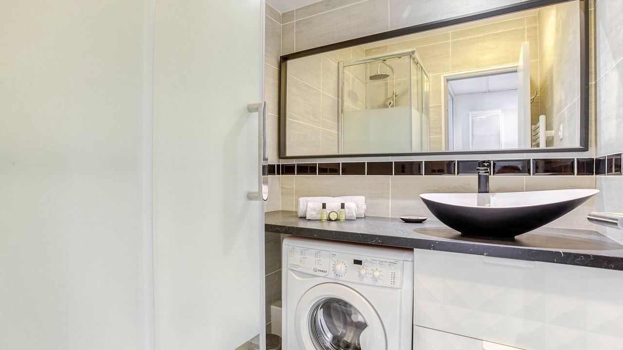 Photo of Bathroom in Gambetta