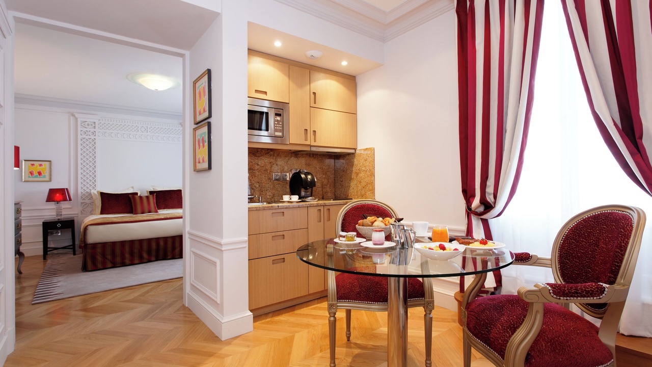 Photo of Bedroom in Chaillot