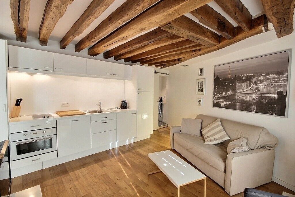 Photo of Livingroom in Archives