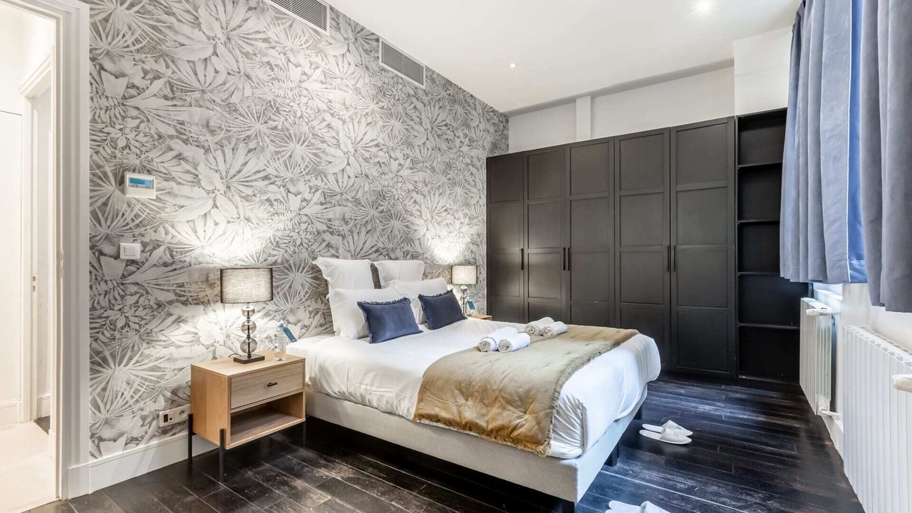 Photo of Bedroom in Champs-Elysees