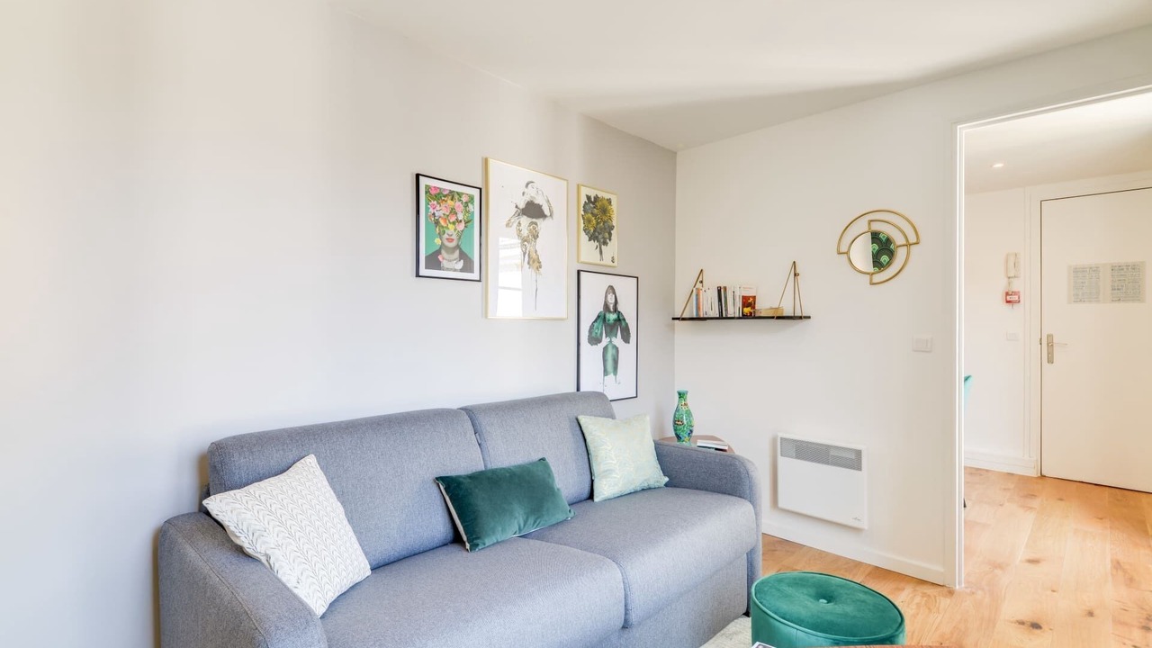 Photo of Livingroom in 9th Arrondissement