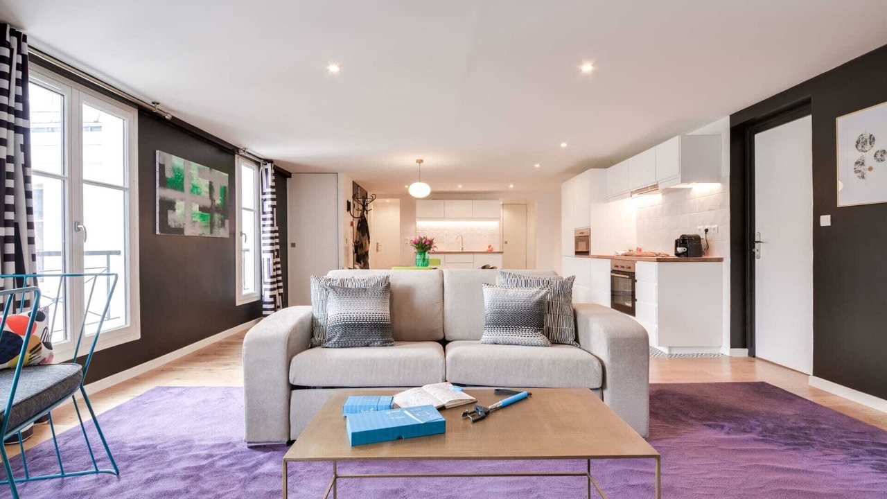 Photo of Livingroom in 9th Arrondissement