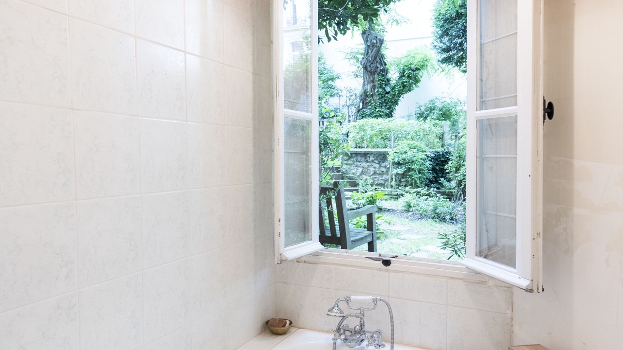 Photo of Bathroom in Chaillot