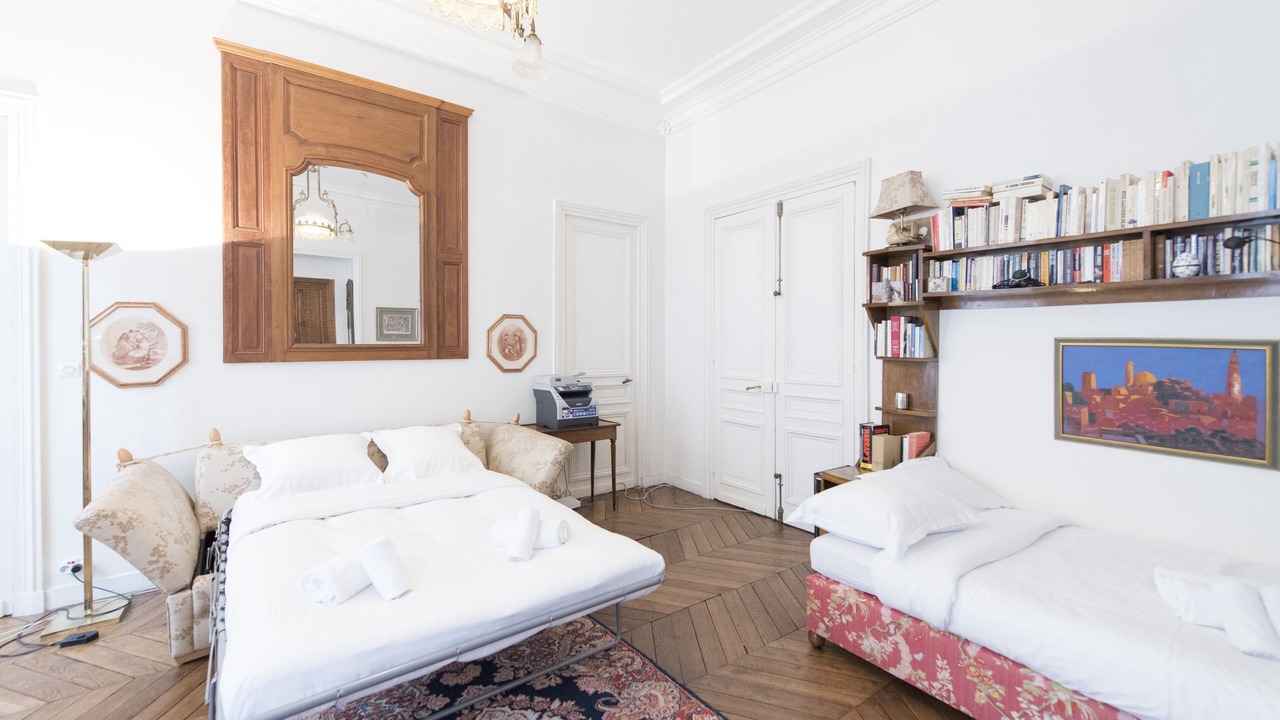 Photo of Bedroom in Chaillot