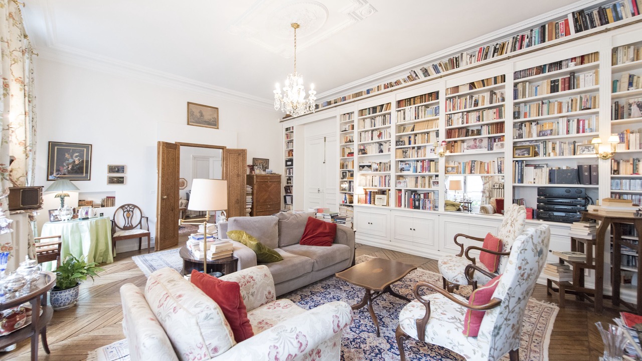 Photo of Livingroom in Chaillot