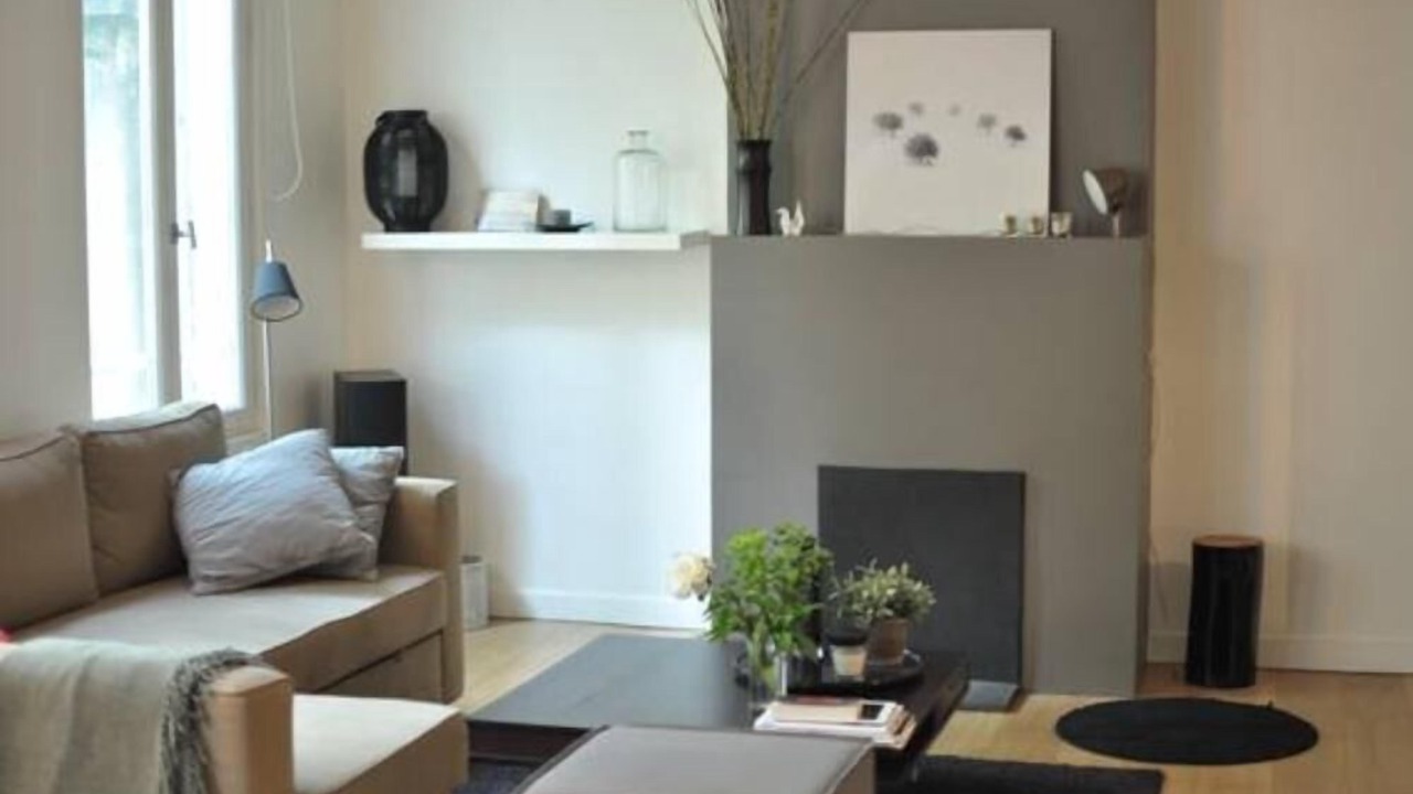 Photo of Livingroom in Archives