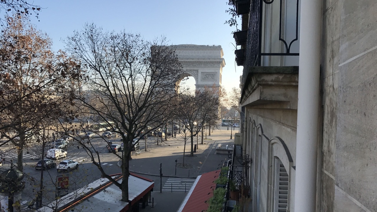 Photo of Patio Balcony in Ternes