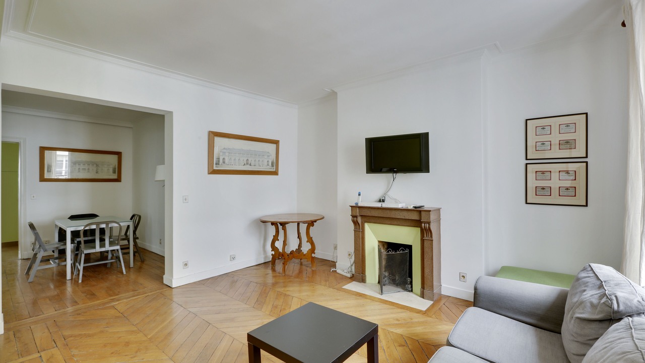 Photo of Livingroom in Notre-Dame-des-Champs