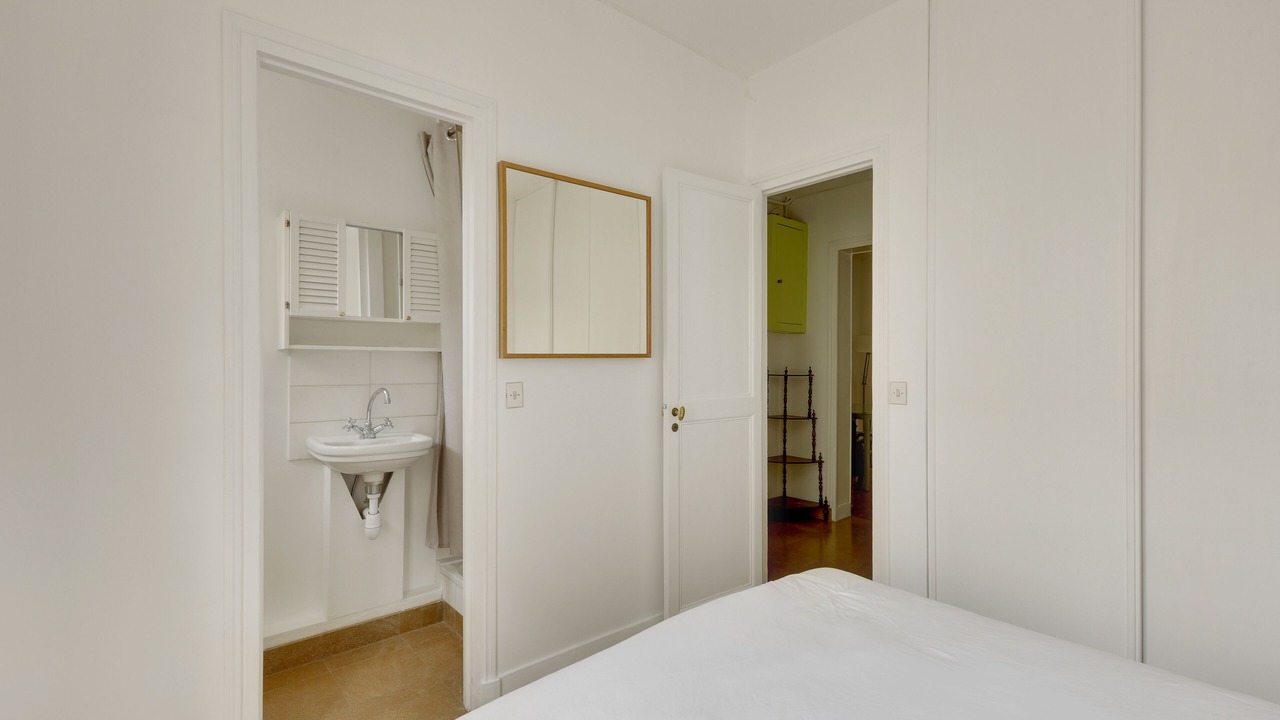 Photo of Bedroom in Notre-Dame-des-Champs