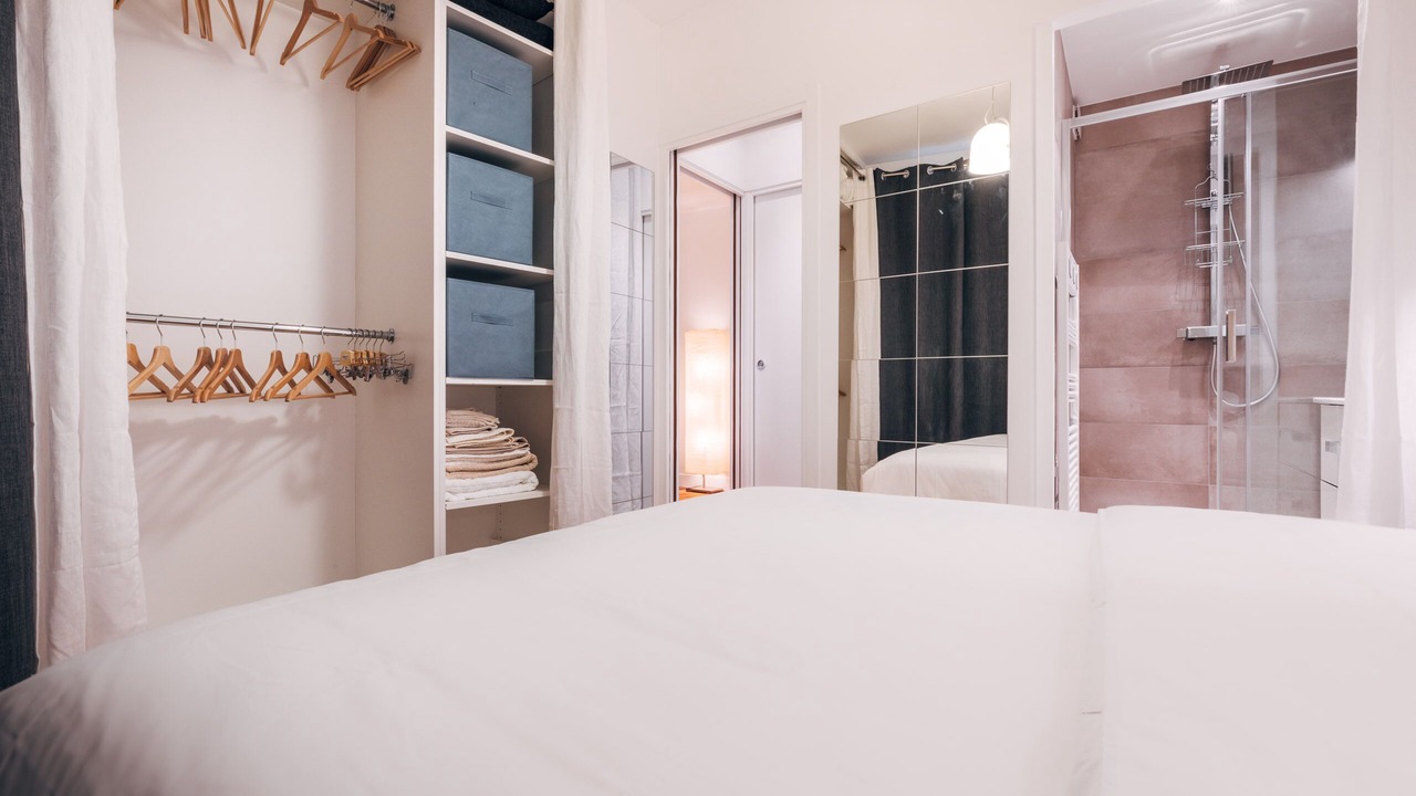 Photo of Bedroom in Chaillot
