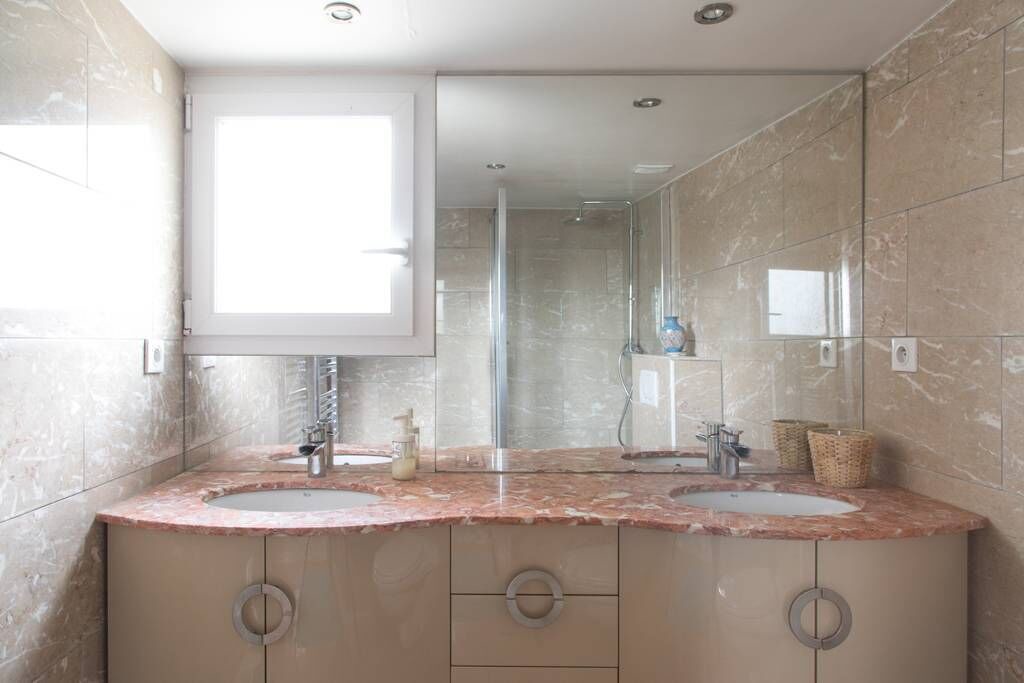 Photo of Bathroom in Neuilly-Plaisance