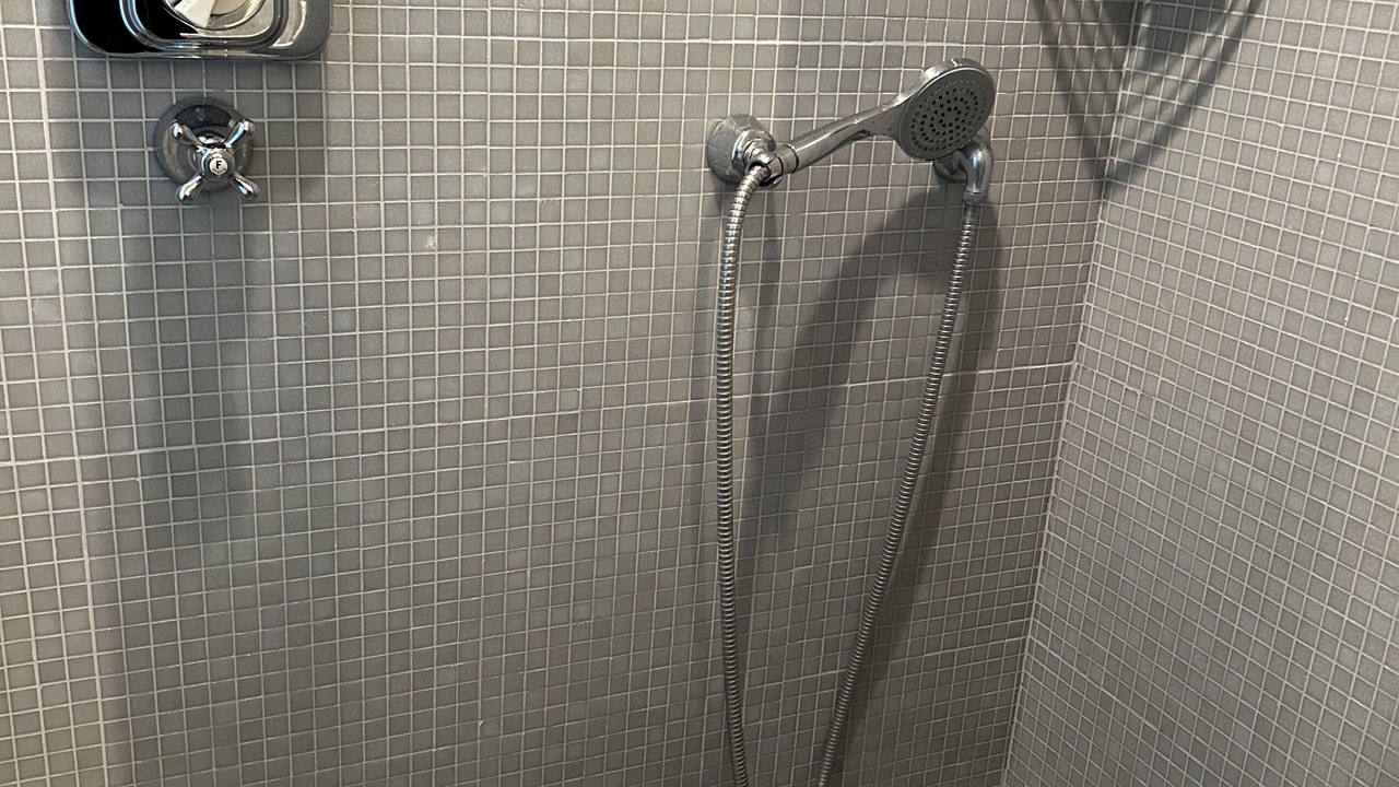 Photo of Bathroom in Quartier de la Folie-Mericourt