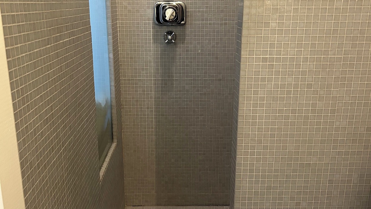Photo of Bathroom in Quartier de la Folie-Mericourt