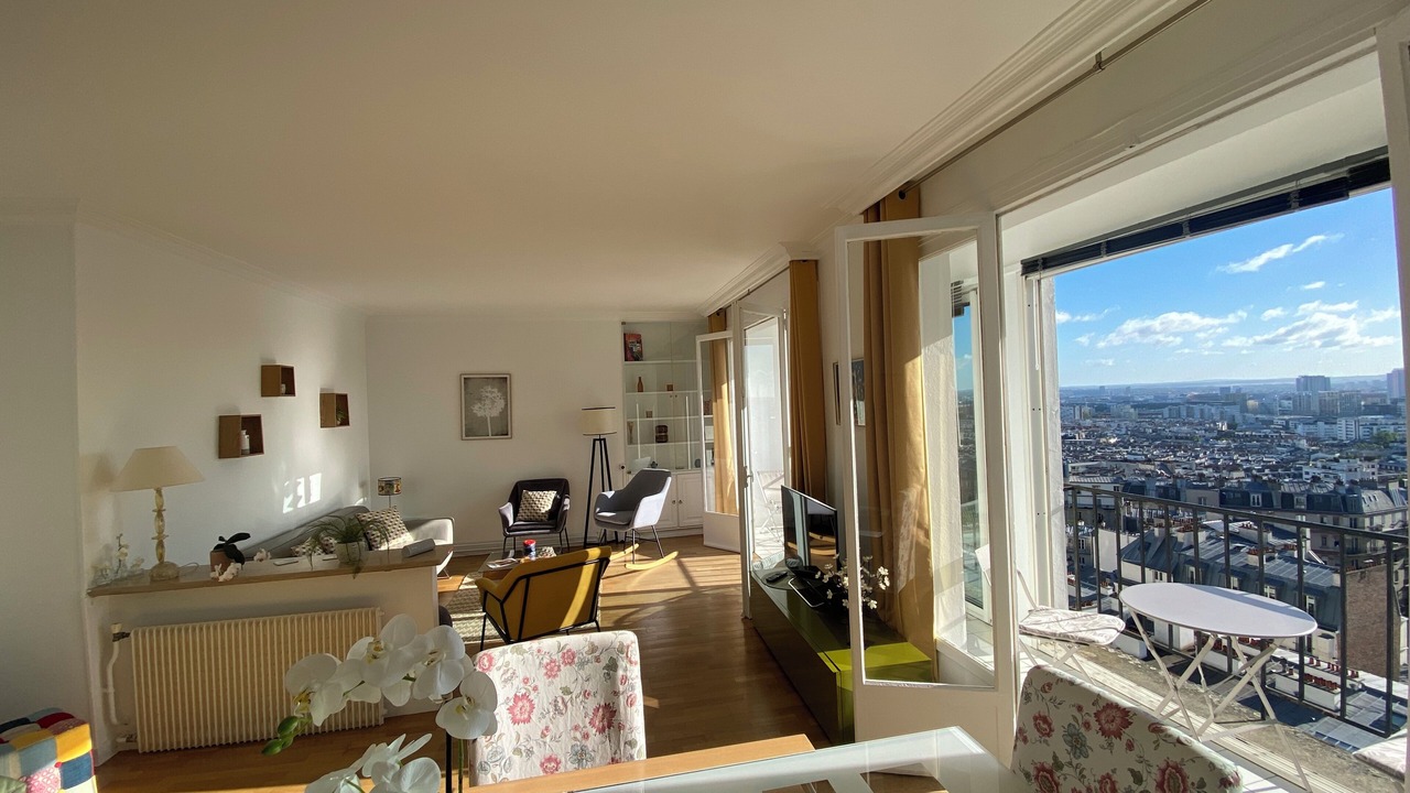 Photo of Livingroom in Clignancourt