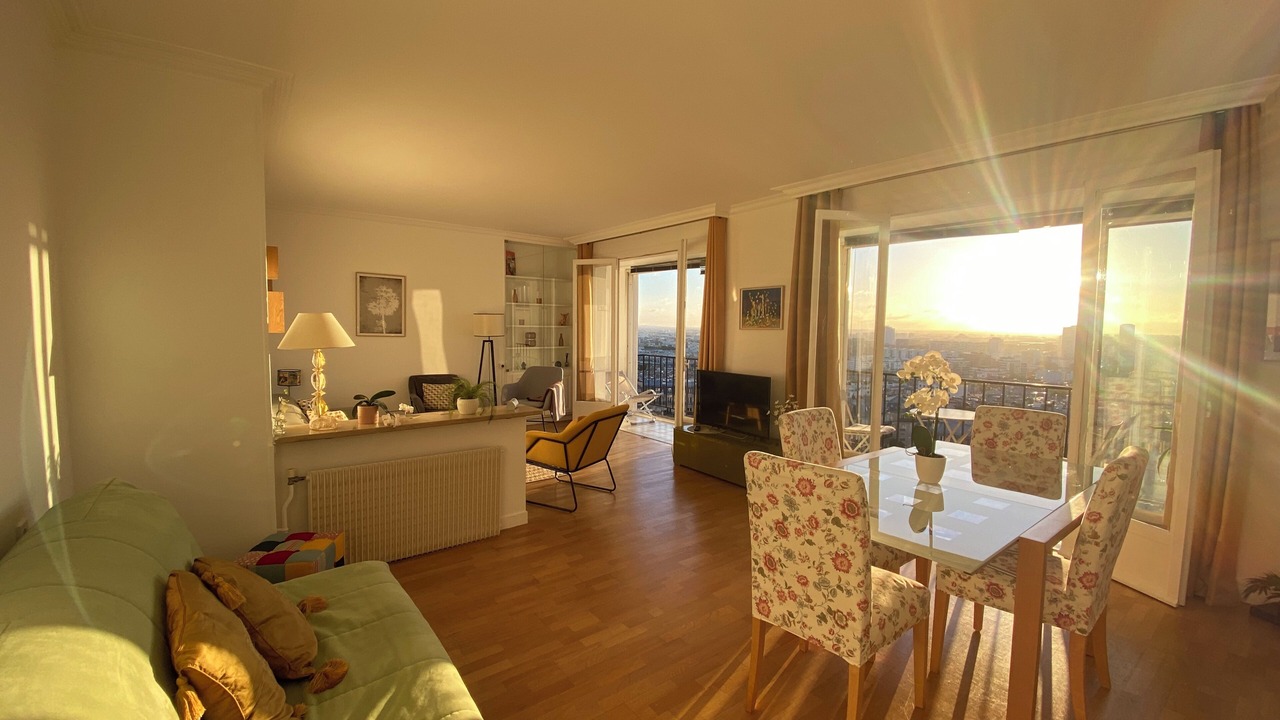 Photo of Livingroom in Clignancourt