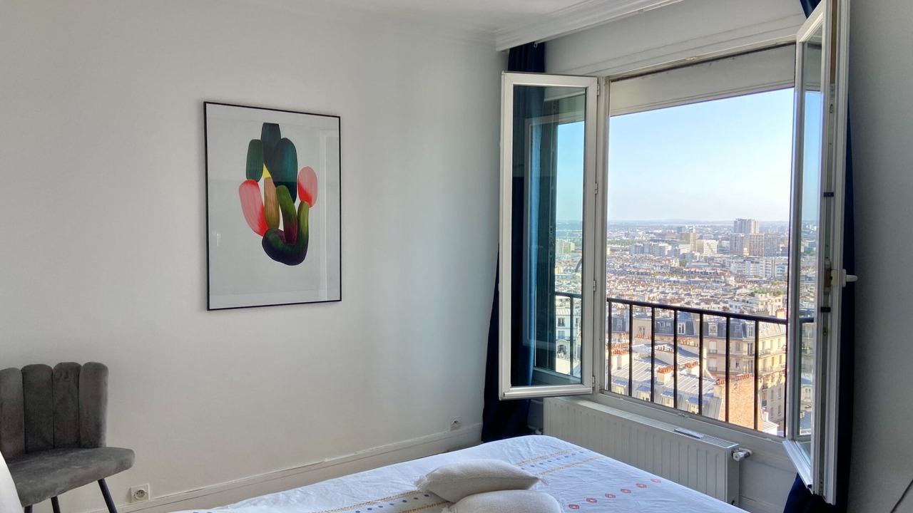 Photo of Bedroom in Clignancourt
