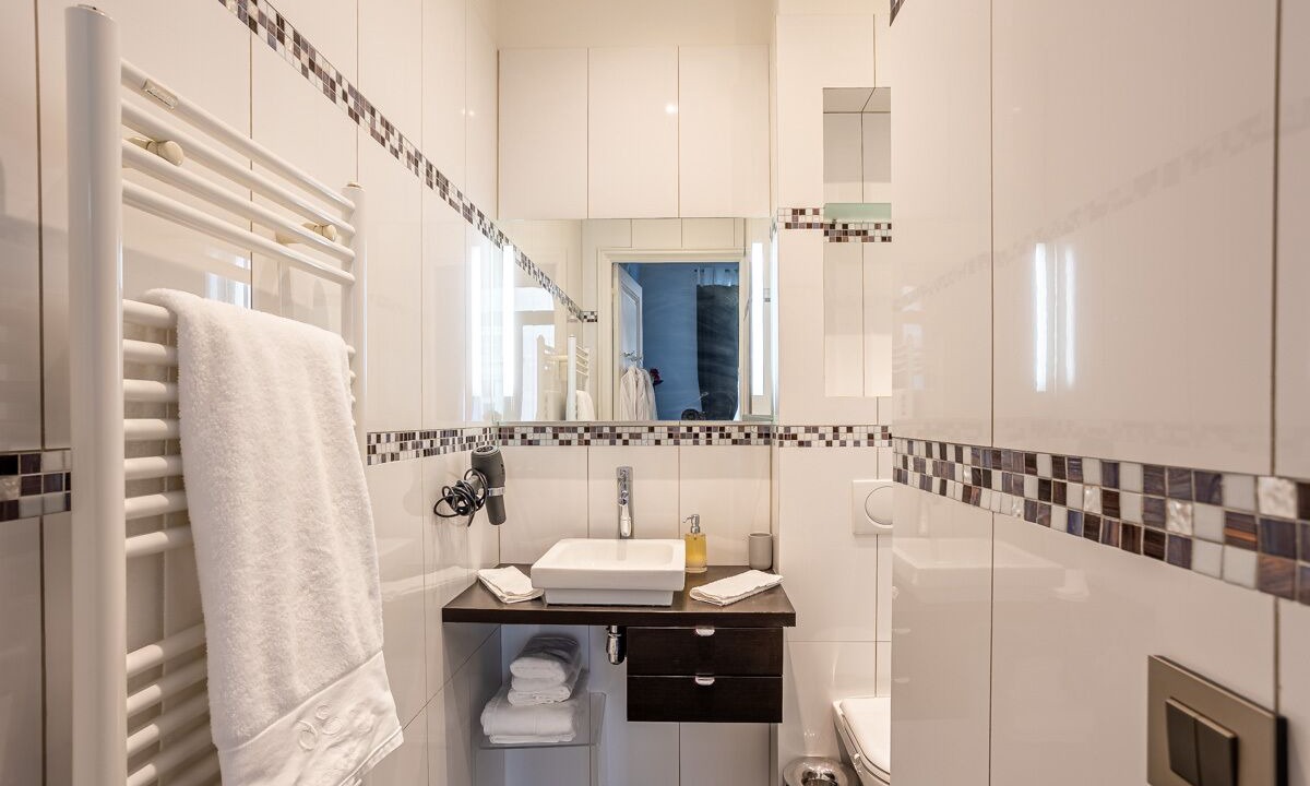 Photo of Bathroom in Chaillot