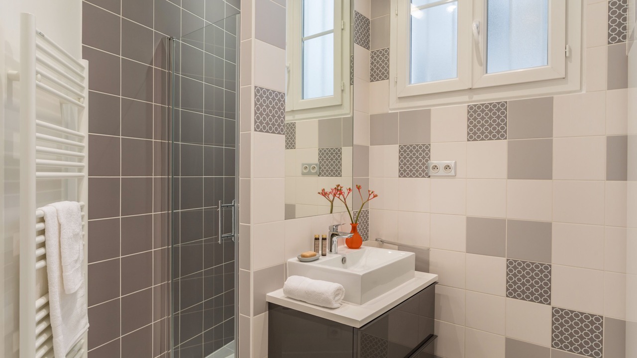 Photo of Bathroom in Arts-et-Metiers