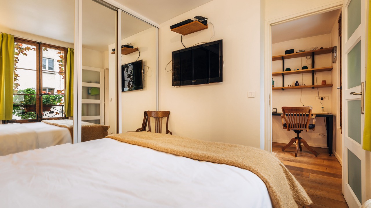 Photo of Bedroom in Quartier de la Folie-Mericourt