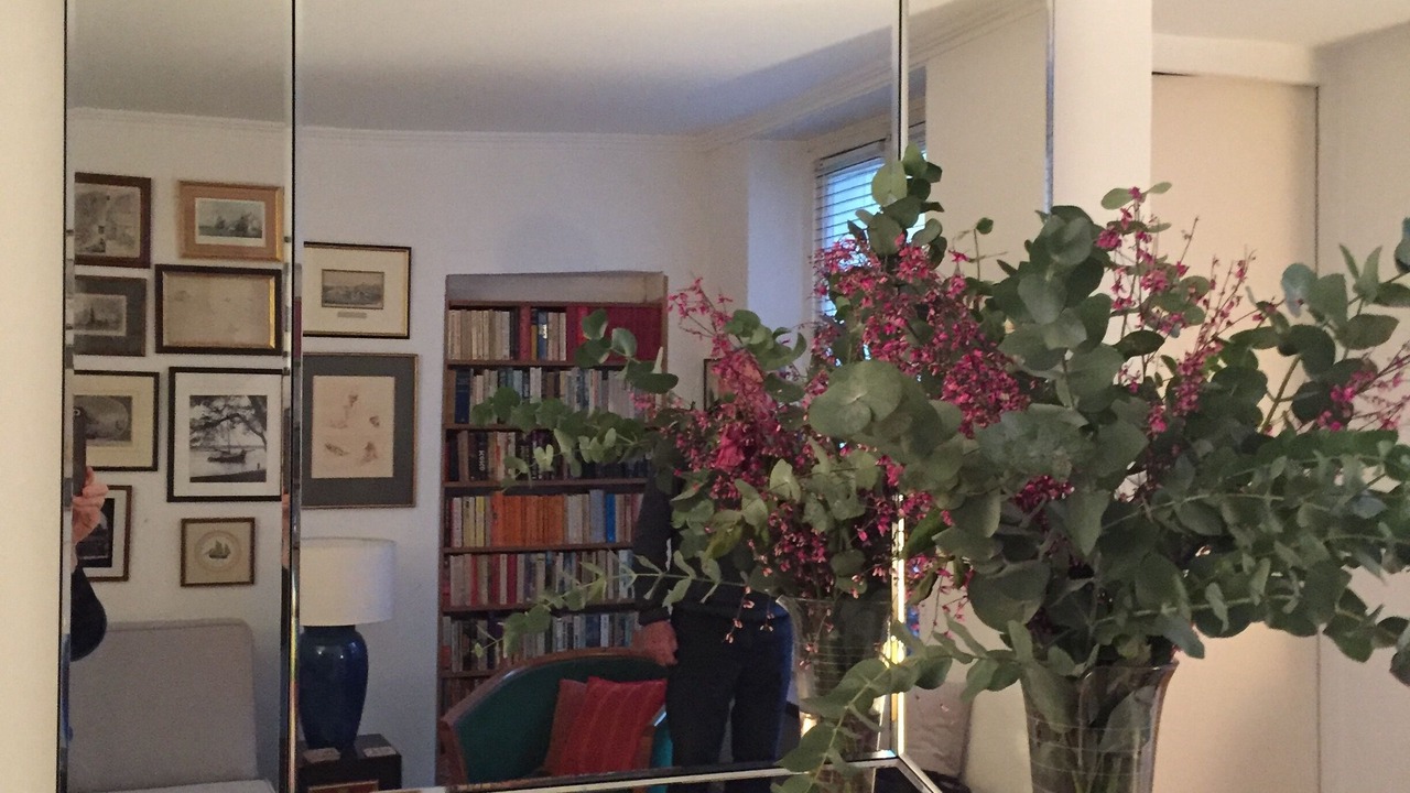 Photo of Livingroom in Quartier de la Folie-Mericourt