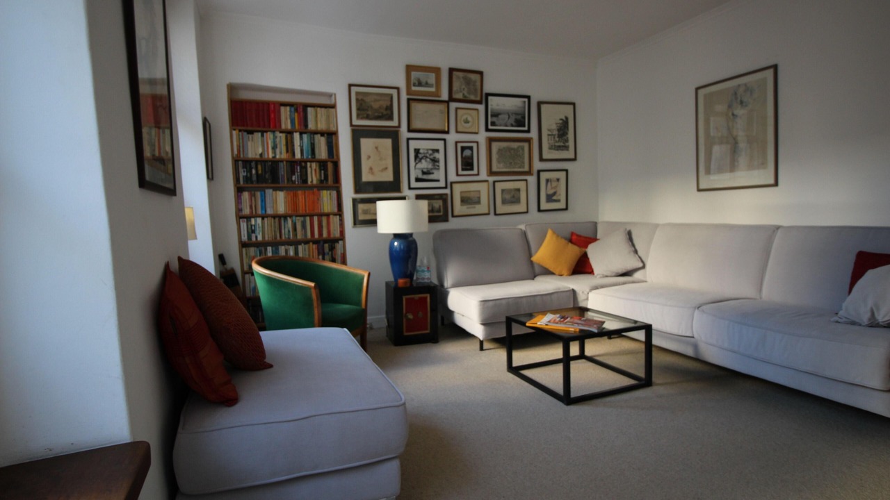 Photo of Livingroom in Quartier de la Folie-Mericourt