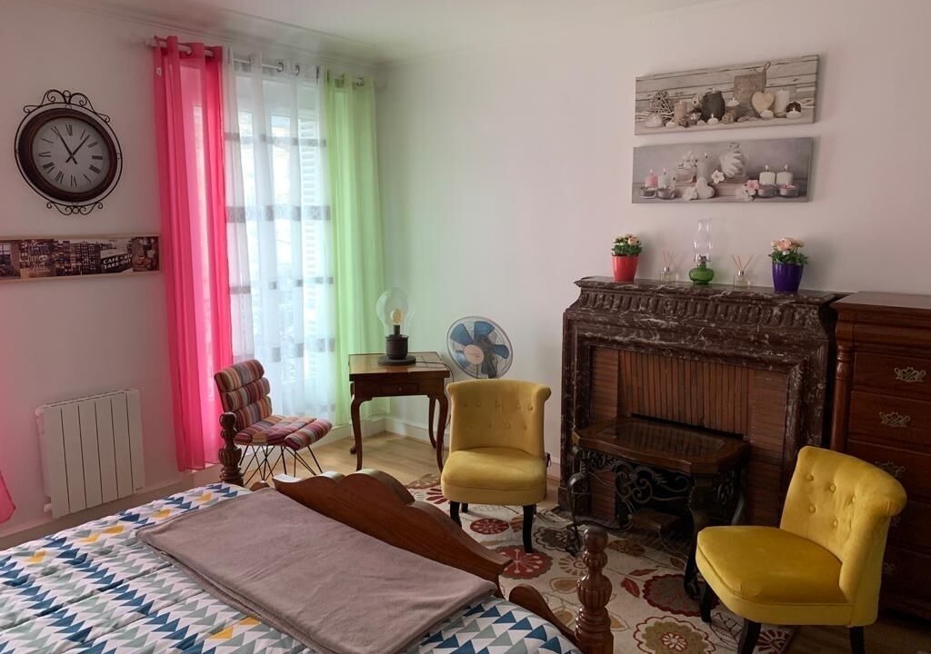 Photo of Bedroom in Chaillot