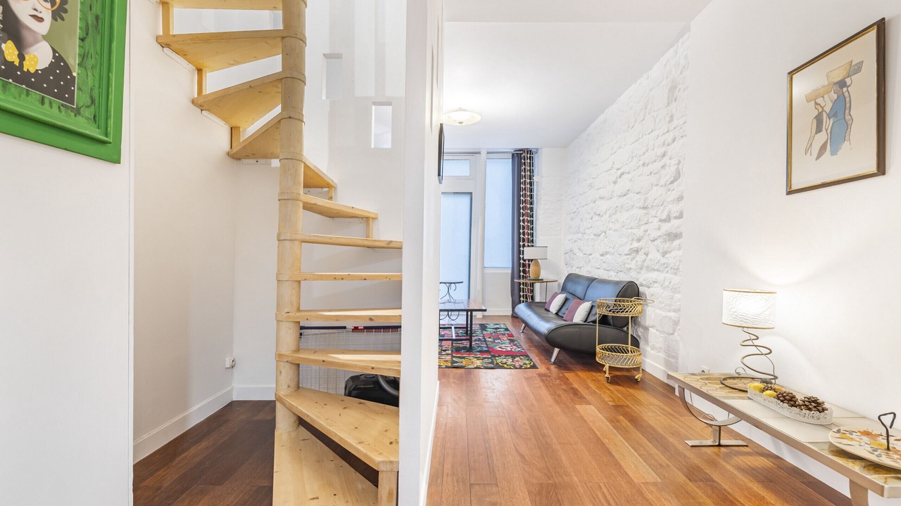 Photo of Livingroom in Quartier de la Folie-Mericourt