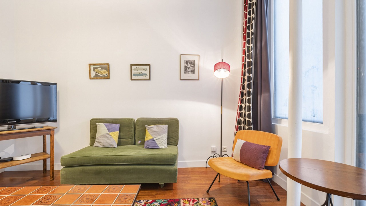 Photo of Livingroom in Quartier de la Folie-Mericourt