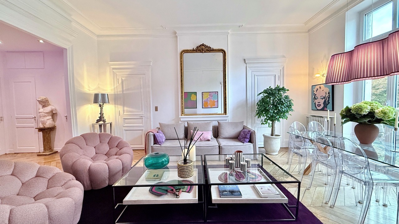 Photo of Livingroom in Arts-et-Metiers