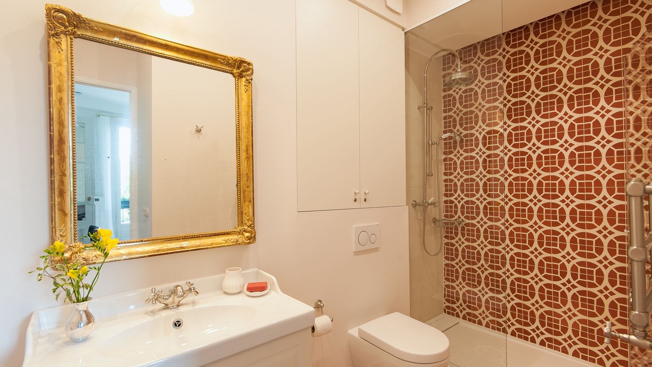 Photo of Bathroom in 3rd Arrondissement