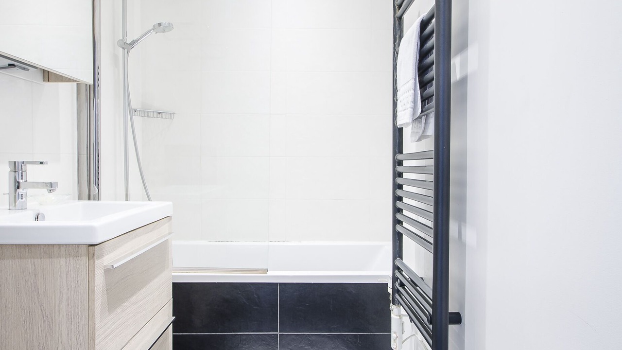 Photo of Bathroom in Porte-Dauphine