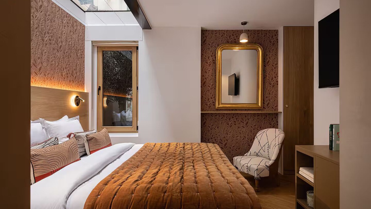 Photo of Bedroom in Quartier de la Place-Vendome
