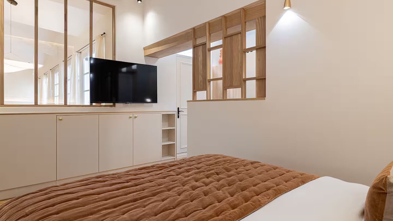 Photo of Bedroom in Quartier de la Place-Vendome