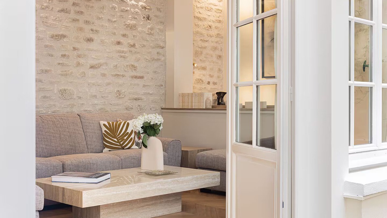 Photo of Livingroom in Quartier de la Place-Vendome