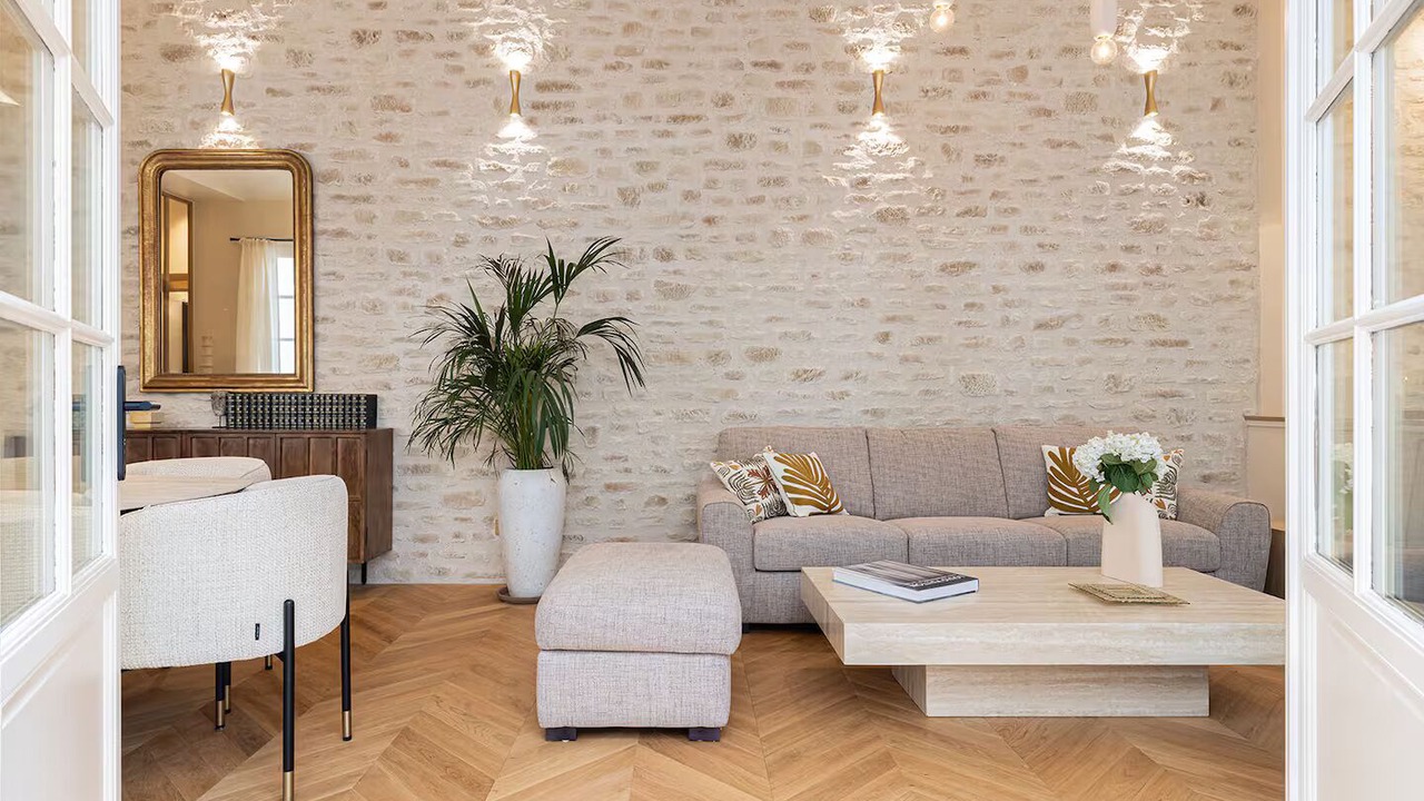 Photo of Livingroom in Quartier de la Place-Vendome