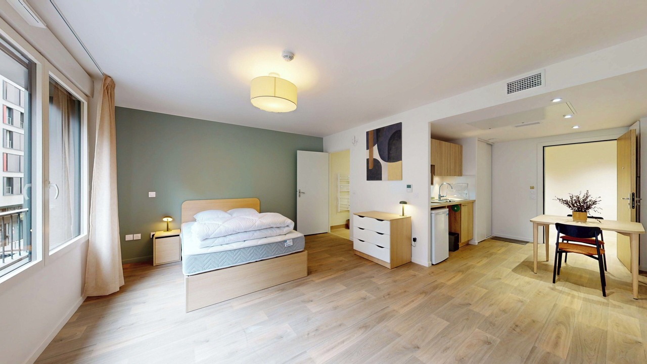 Photo of Bedroom in Asnieres-sur-Seine