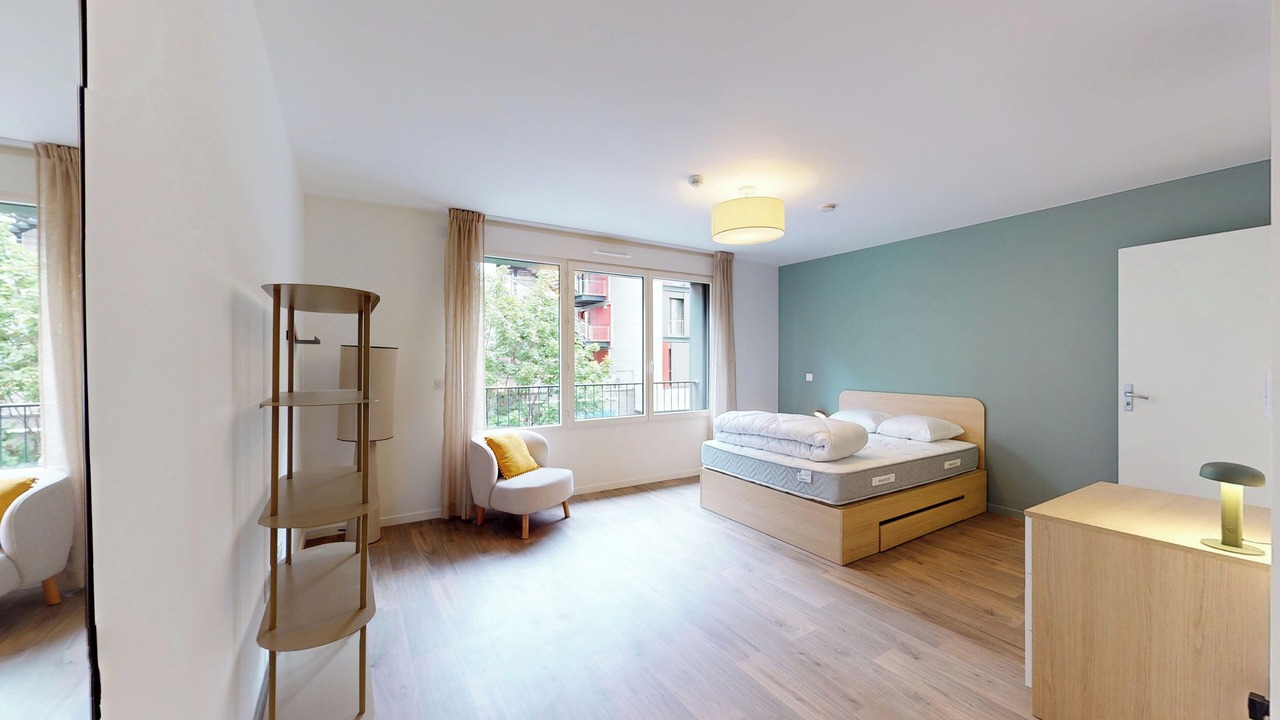 Photo of Bedroom in Asnieres-sur-Seine