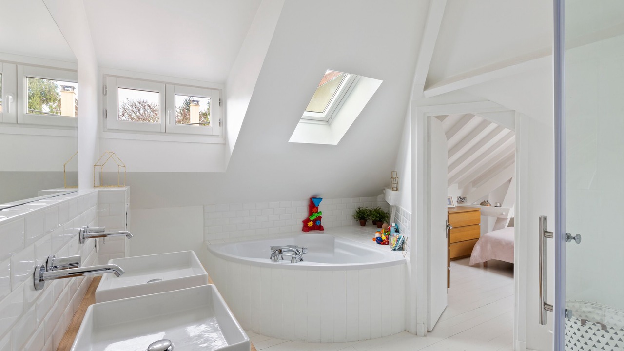 Photo of Bathroom in Garches