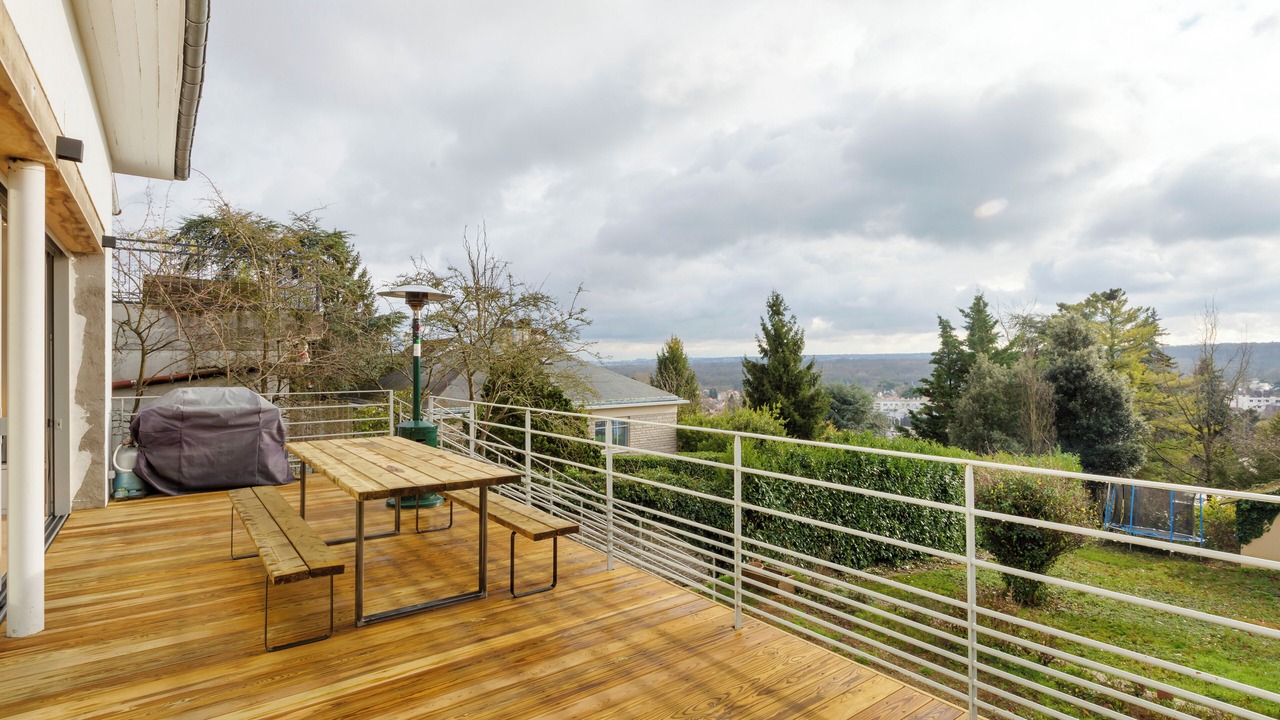 Photo of Outdoor in Garches