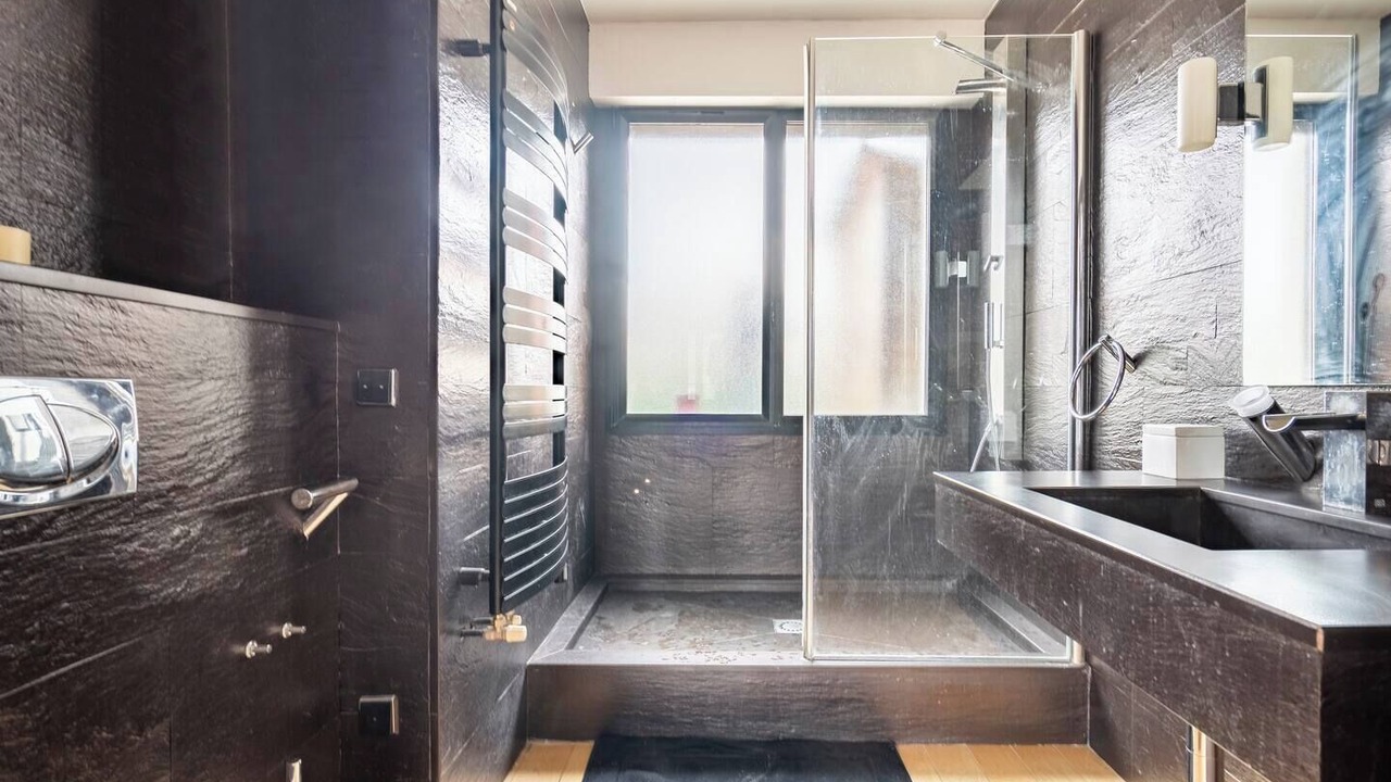 Photo of Bathroom in Chaillot