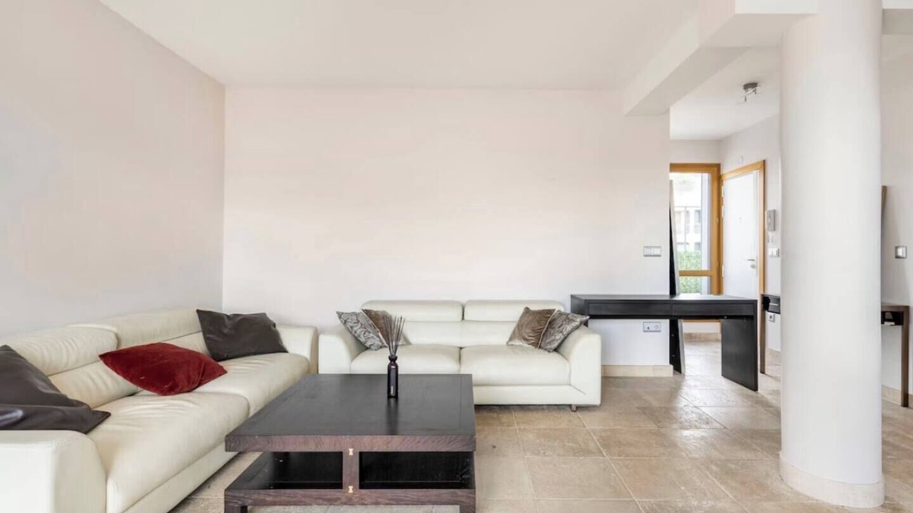 Photo of Livingroom in Chaillot