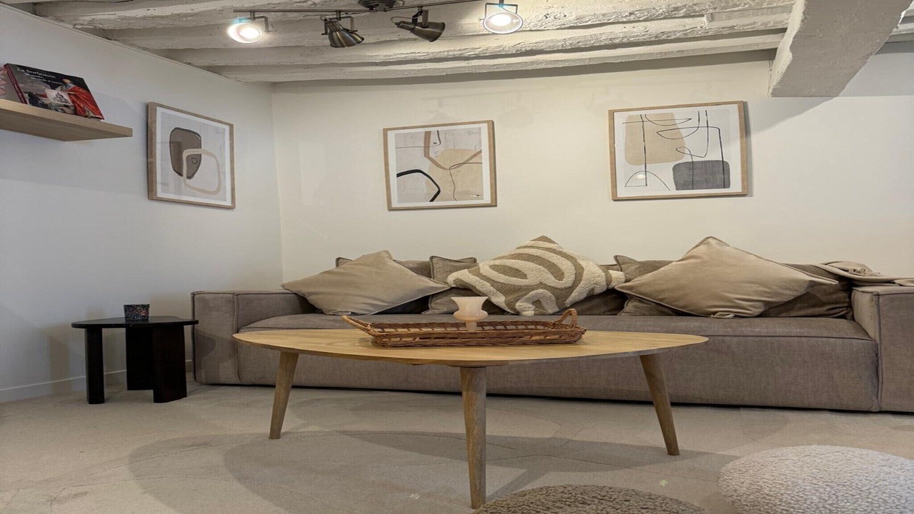 Photo of Livingroom in Quartier de l'Ecole-Militaire