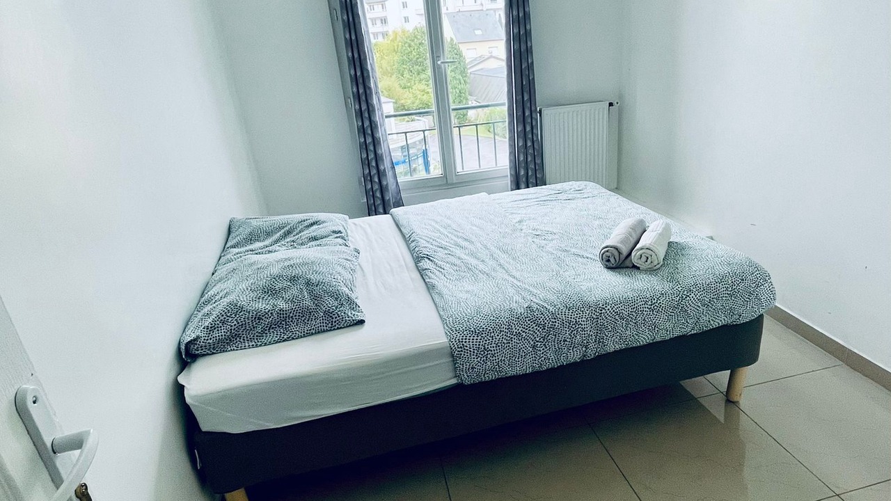 Photo of Bedroom in Boissy-Saint-Leger