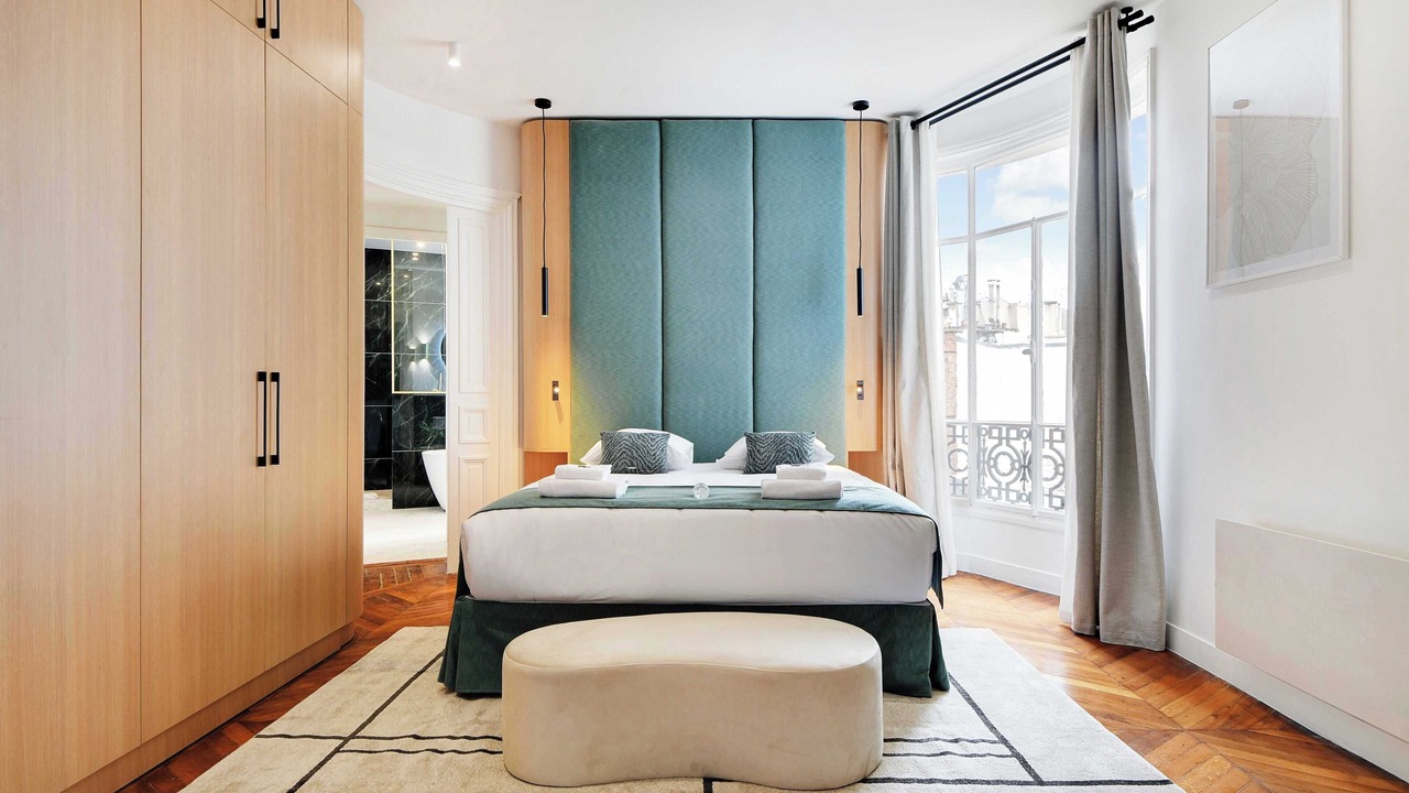 Photo of Bedroom in Quartier de la Place-Vendome