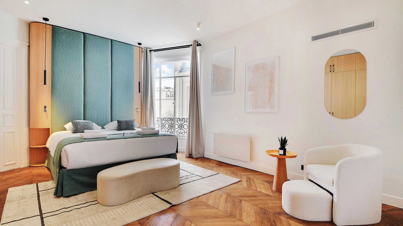 Photo of Bedroom in Quartier de la Place-Vendome