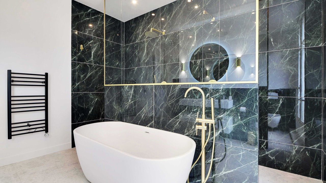 Photo of Bathroom in Quartier de la Place-Vendome