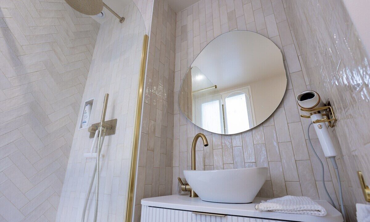 Photo of Bathroom in Paris City Center