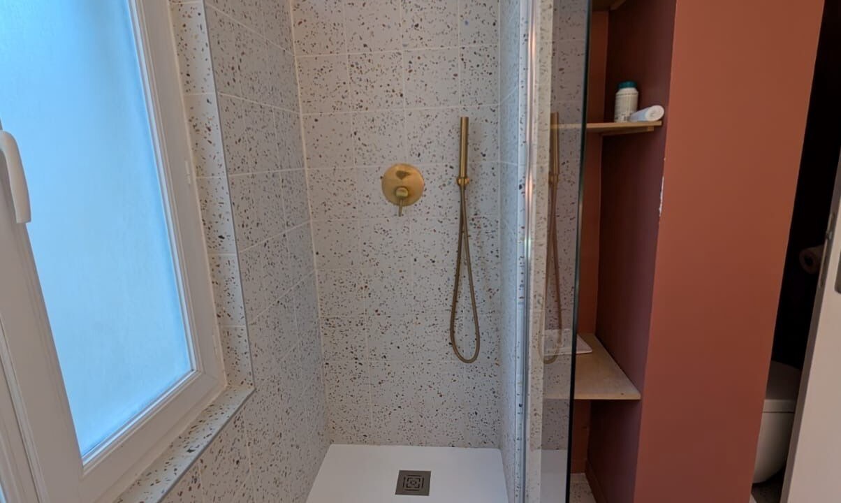 Photo of Bathroom in Asnieres-sur-Seine